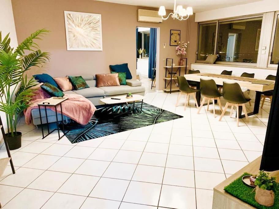 Tour De L'Europe, En Plein Centre Avec Parking. Apartment Mulhouse Bagian luar foto